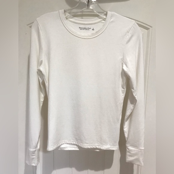 Abercrombie & Fitch Soft Matte Long-Sleeve - Picture 1 of 4